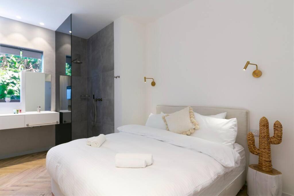 Harmony By Five * Tel Aviv