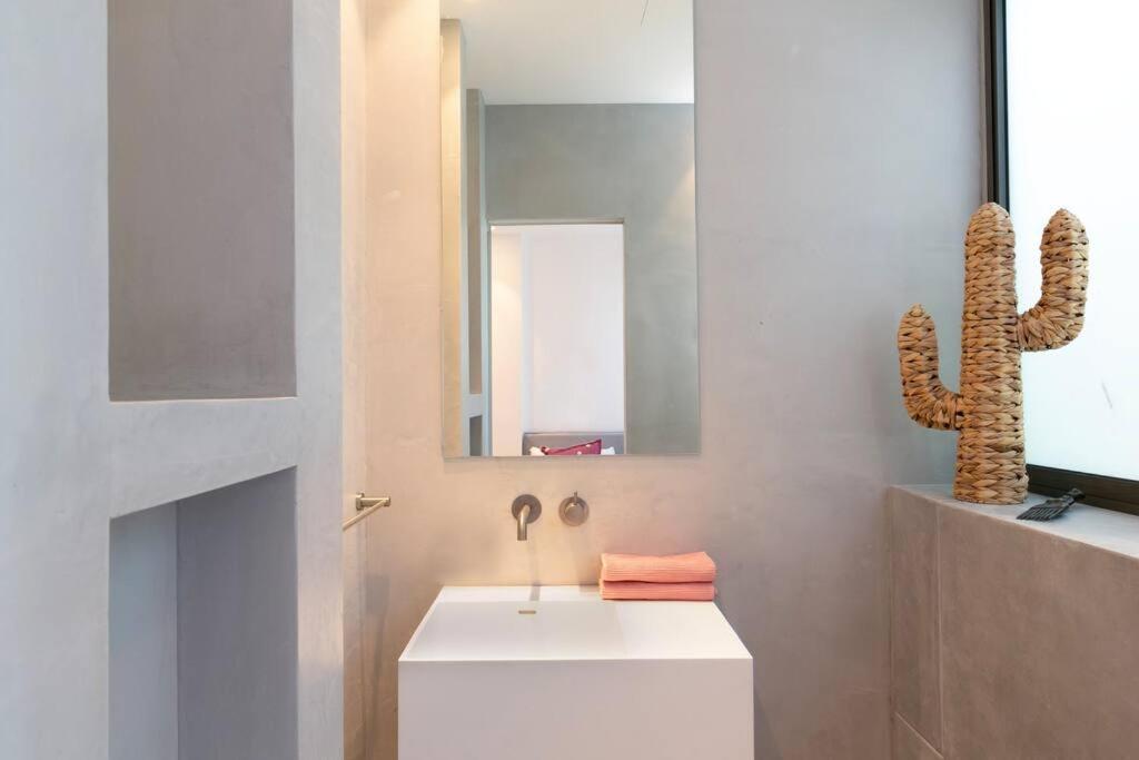 Harmony By Five Apartment